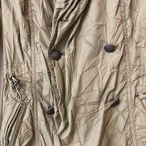 Jacket - Picture 6 of 8